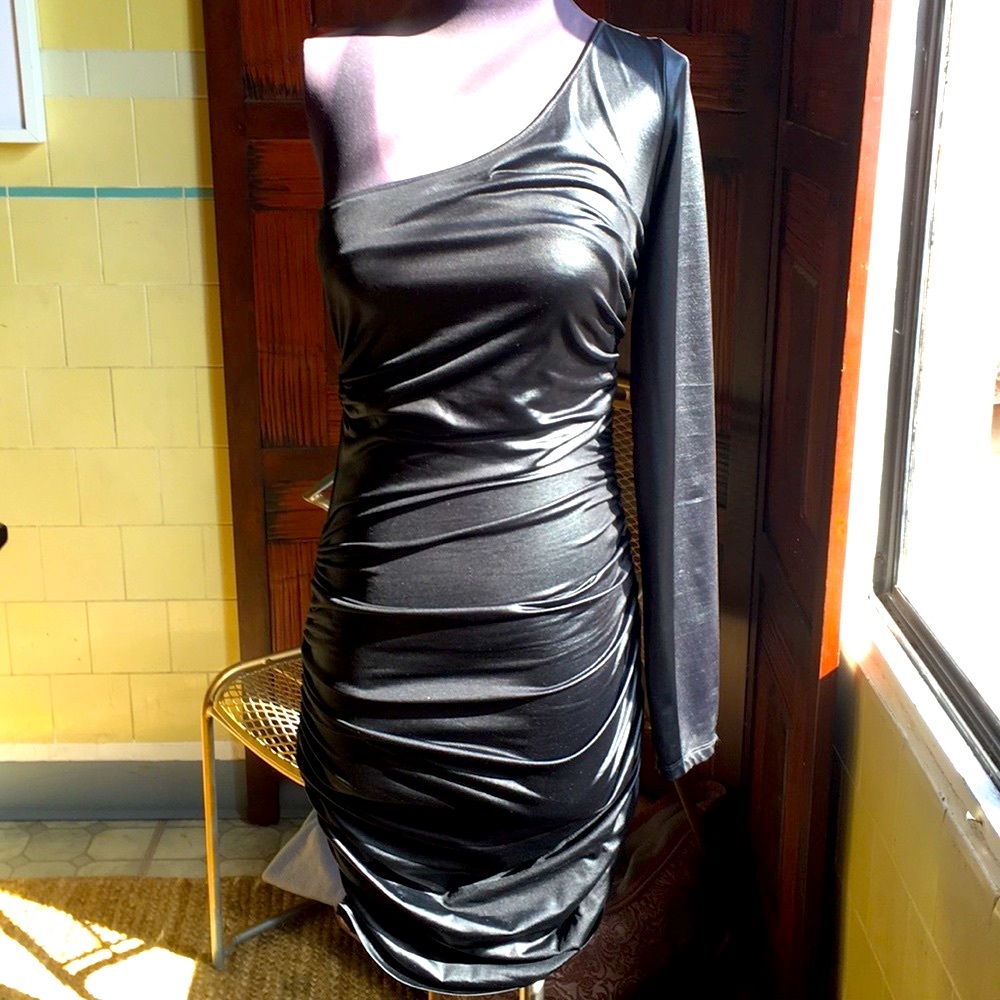 Forever 21 one shoulder dress